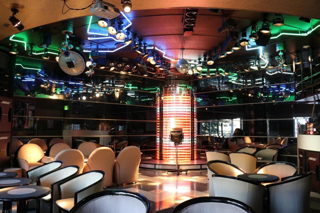 Suimeikan Gero Buitenkant foto The interior of the nightclub